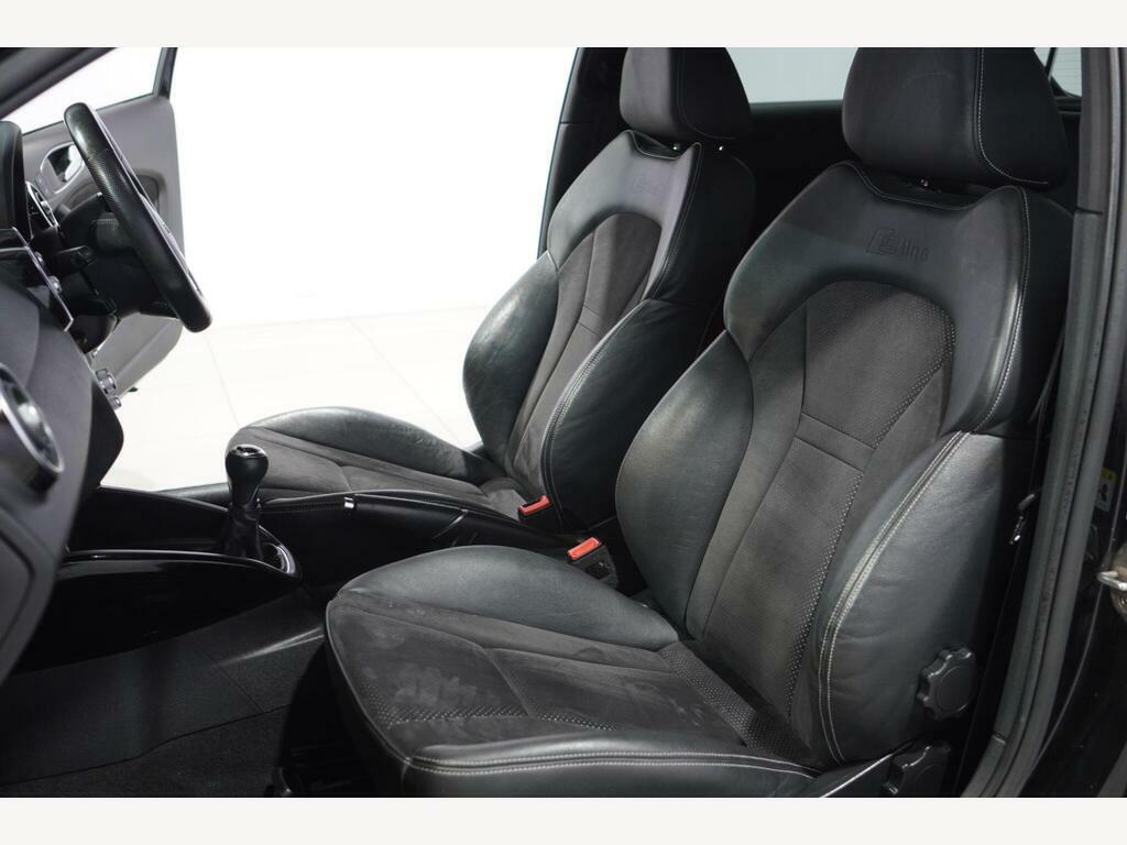Audi A1 1.6 Tdi Black Edition Black #7