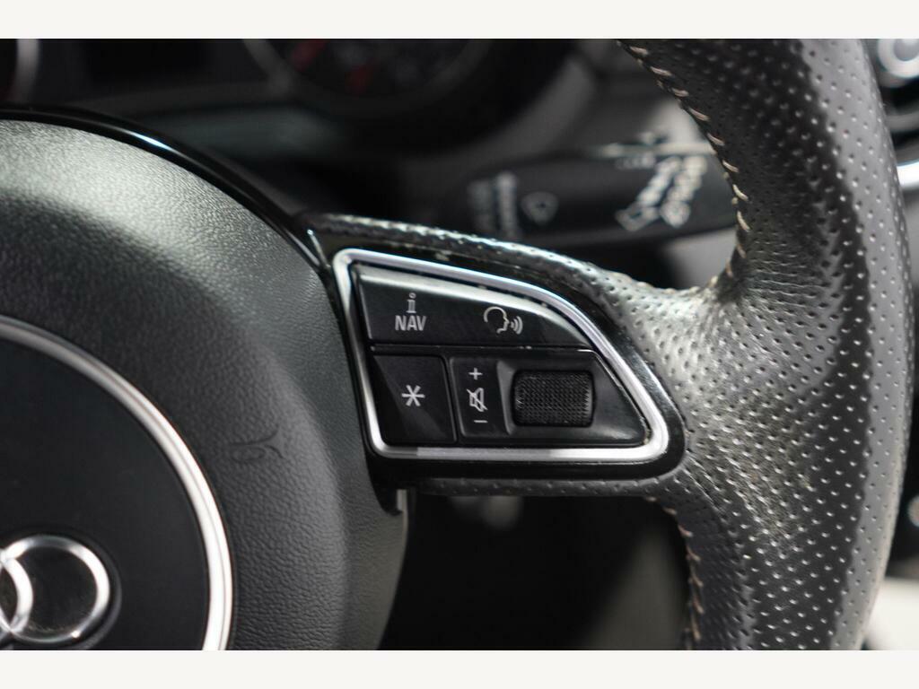 Audi A1 1.6 Tdi Black Edition Black #16