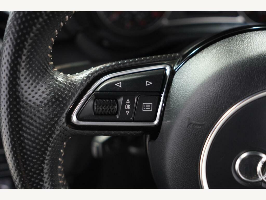 Audi A1 1.6 Tdi Black Edition Black #15