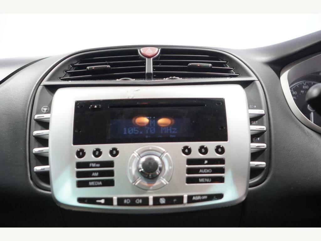 Chrysler Delta M-jet Se 5-Door White #13