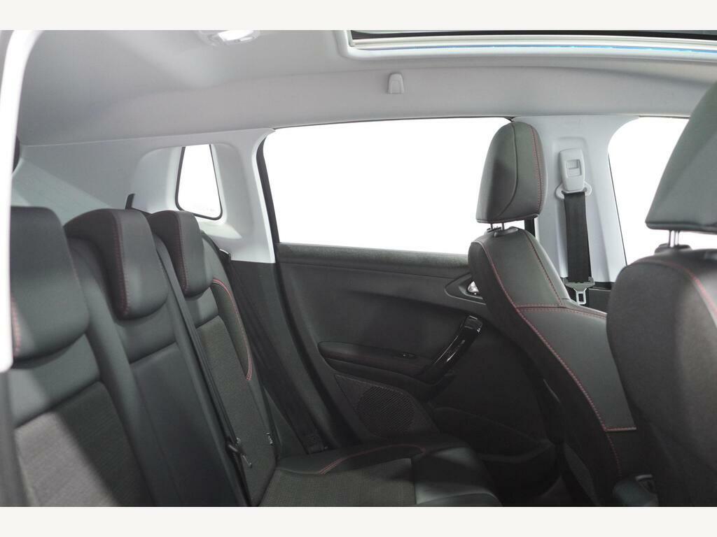 Peugeot 2008 Active Grey #16