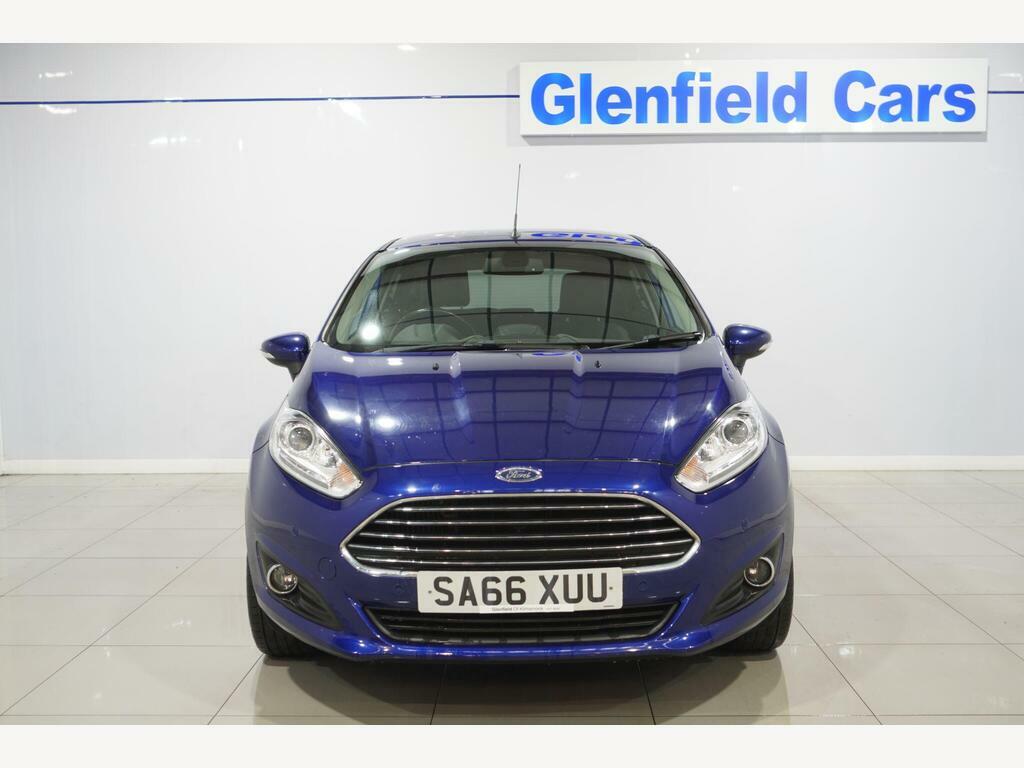Ford Fiesta Hatchback Black #4
