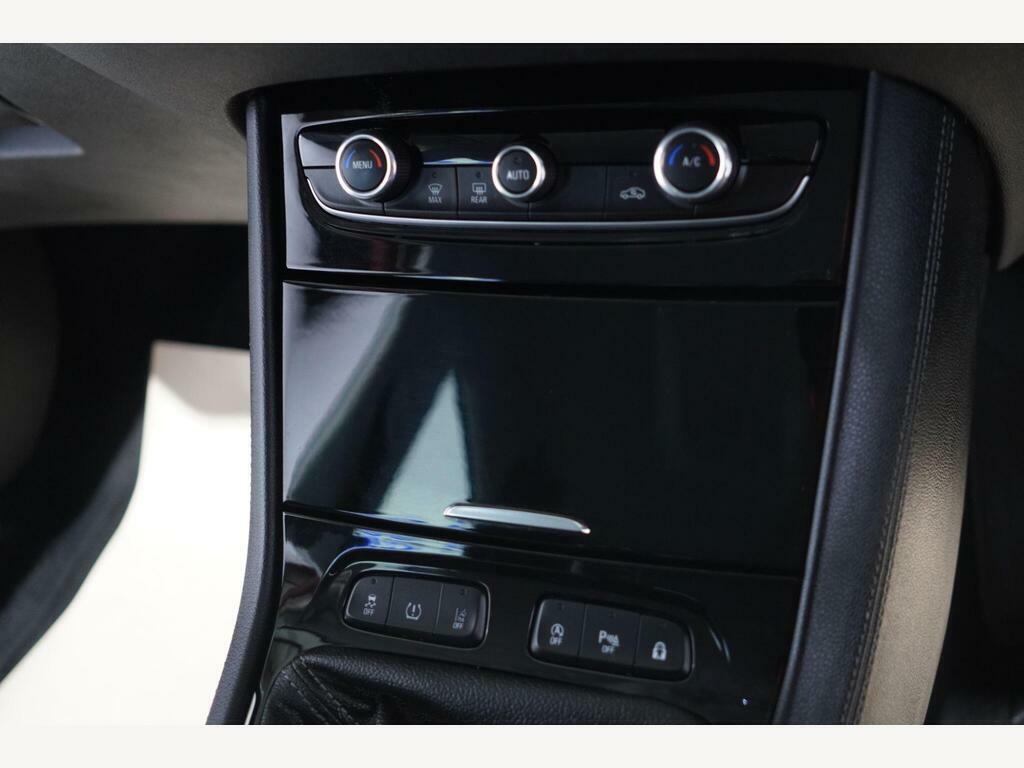 Vauxhall Grandland X Hatchback Grey #15
