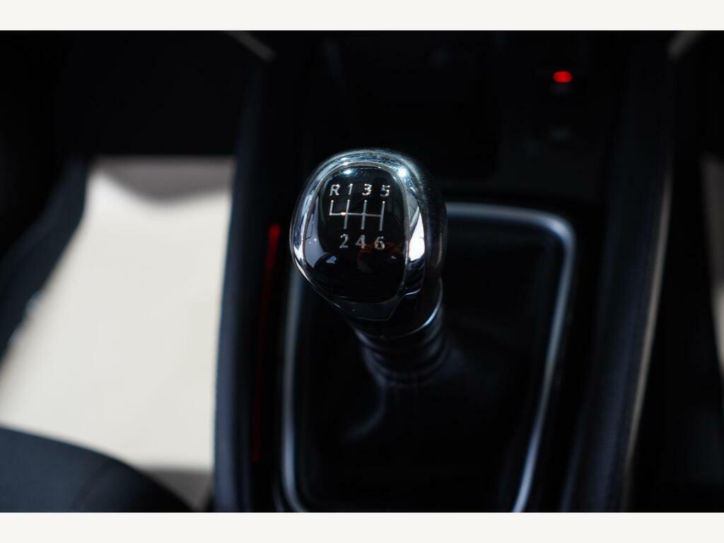 Nissan Qashqai Acenta Silver #17