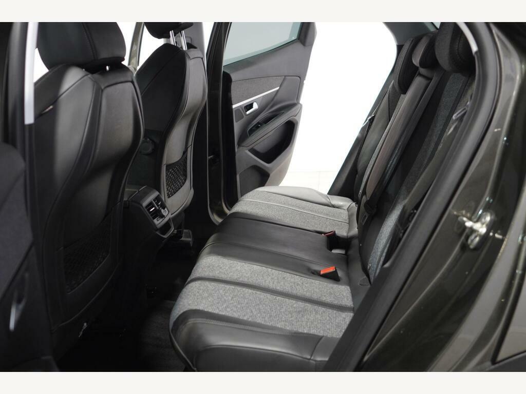 Peugeot 3008 1.2 Puretech Active Red #10