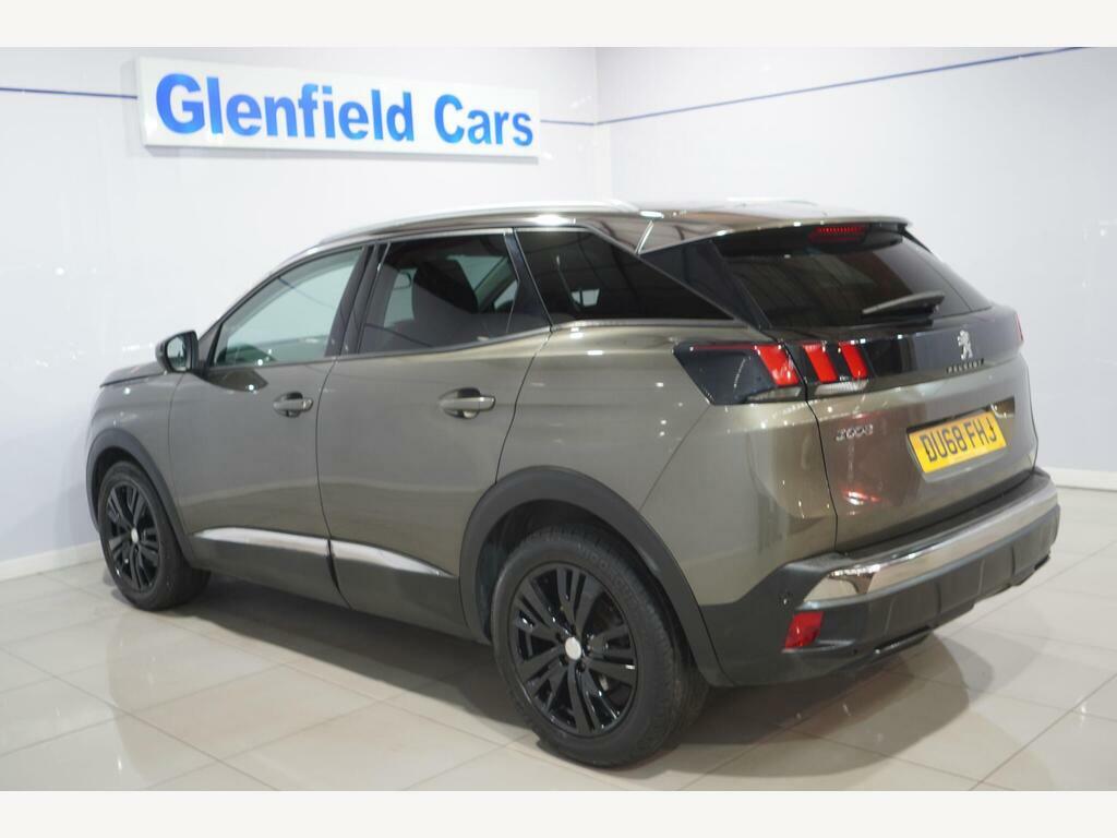 Peugeot 3008 1.2 Puretech Active Red #25