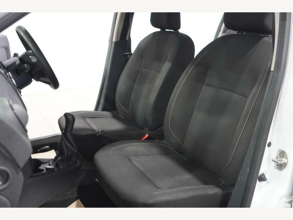 Dacia Sandero 0.9 Tce Comfort White #7