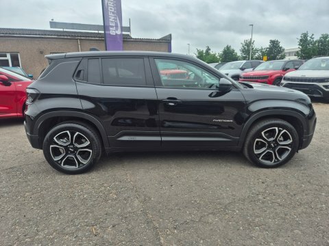 Jeep Avenger Summit Black #4