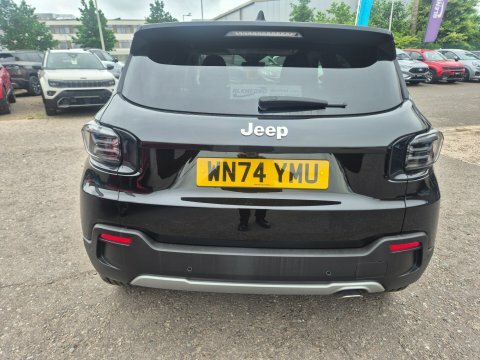 Jeep Avenger Summit Black #6