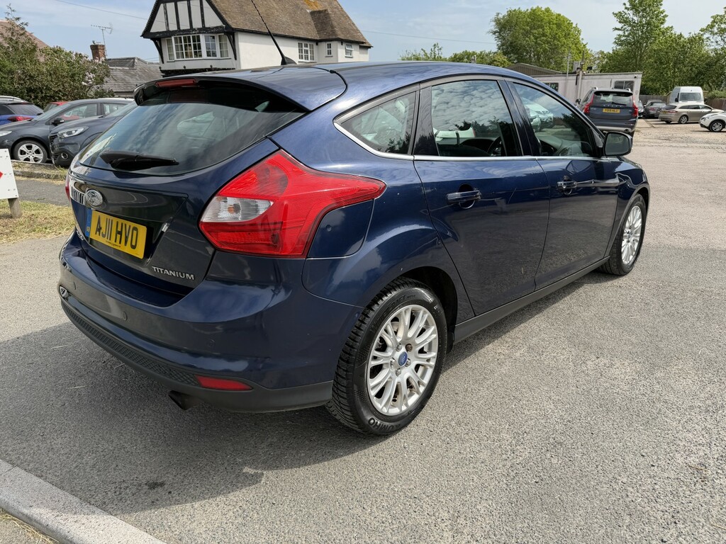 Ford Focus Hatchback 1.6 T Ecoboost Titanium 2011 AJ11HVO Blue #6