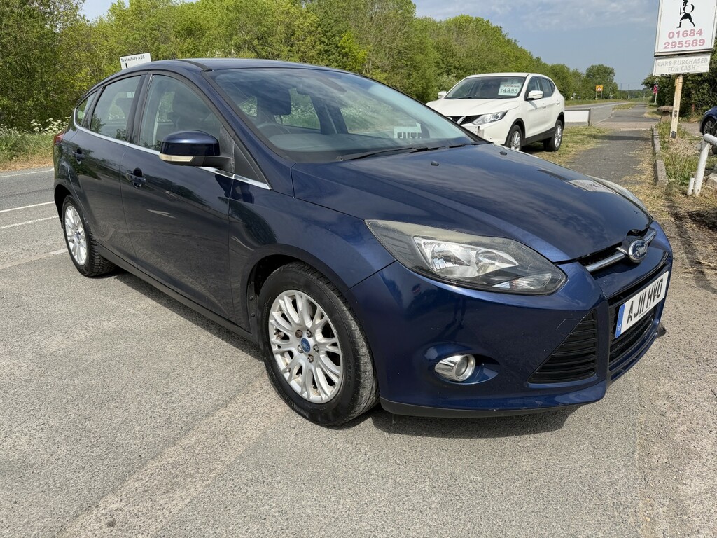 Ford Focus Hatchback 1.6 T Ecoboost Titanium 2011 AJ11HVO Blue #2