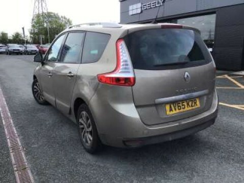 Renault Grand Scenic Mpv 1.5 Dynamique Nav Dci 110 2015 Beige #3