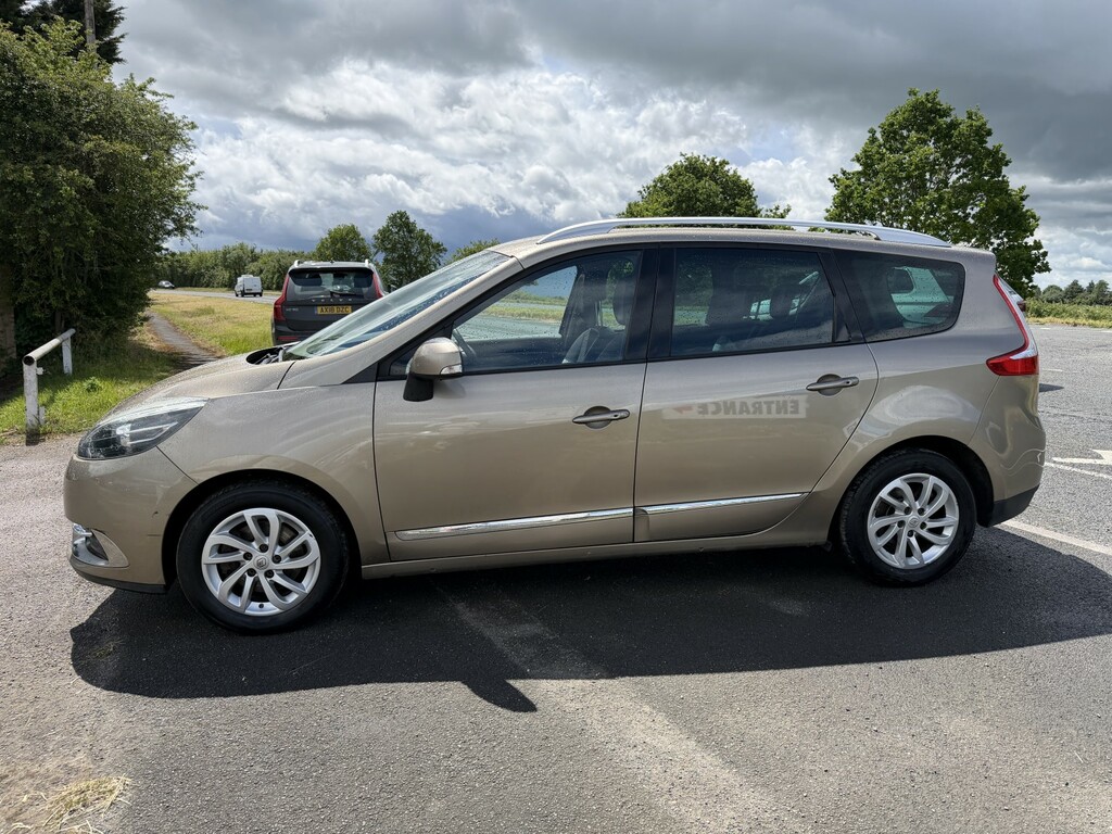 Renault Grand Scenic Mpv 1.5 Dynamique Nav Dci 110 2015 Beige #5