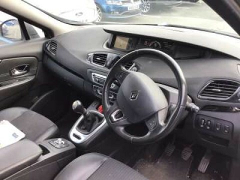 Renault Grand Scenic Mpv 1.5 Dynamique Nav Dci 110 2015 Beige #5