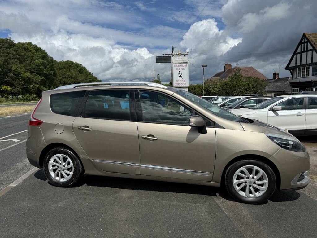 Renault Grand Scenic Mpv 1.5 Dynamique Nav Dci 110 2015 Beige