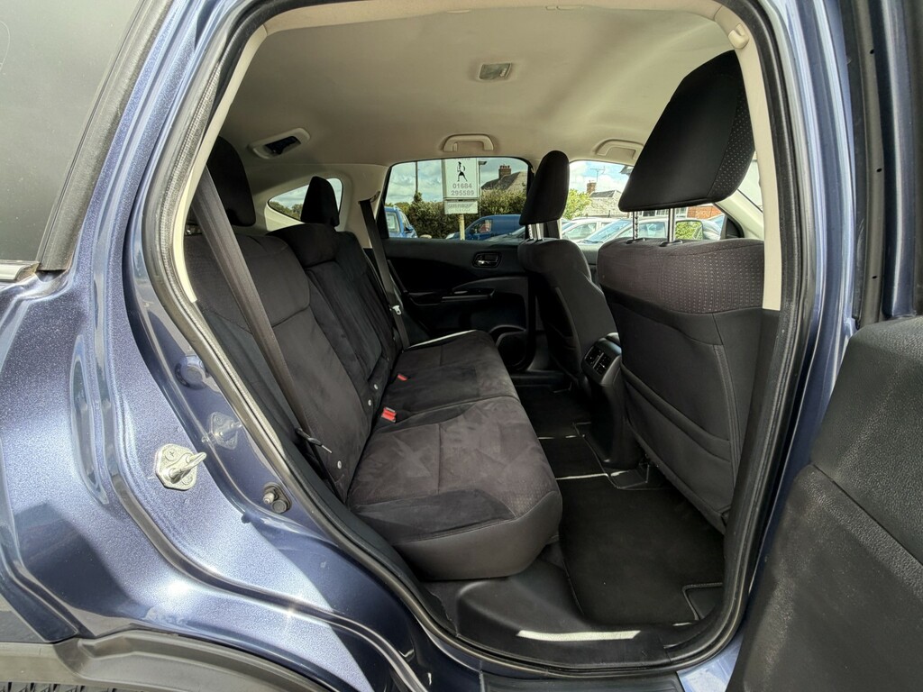 Honda Cr-V 1.6L I-dtec Se 118 Bhp Red #18