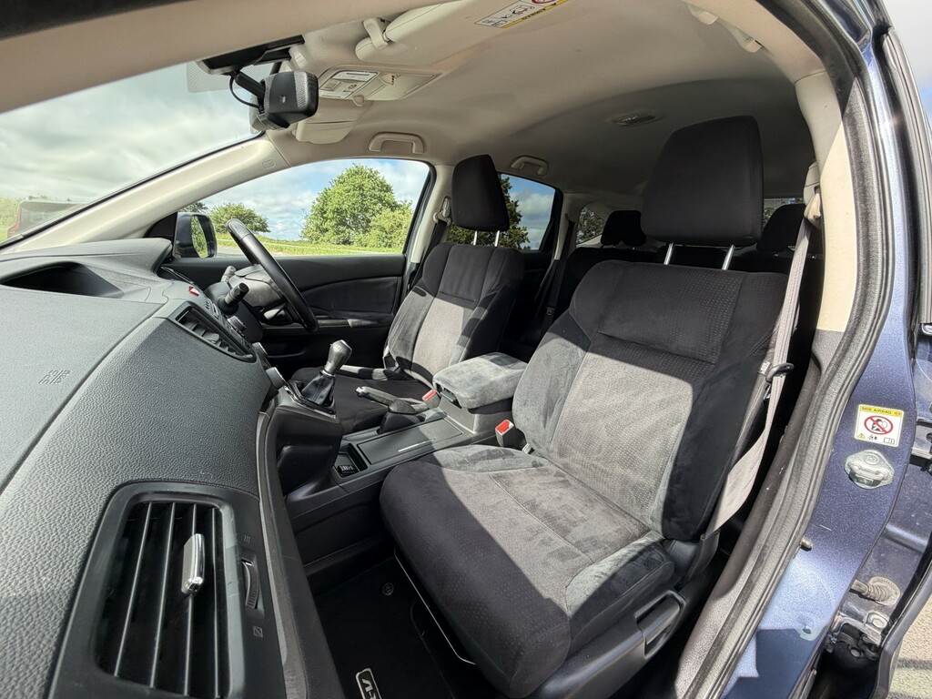 Honda Cr-V 1.6L I-dtec Se 118 Bhp Red #19