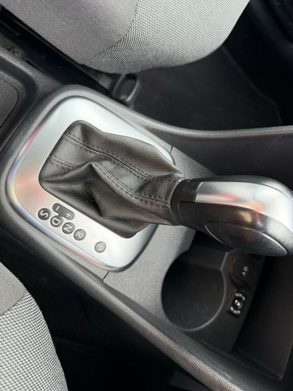 Volkswagen Polo S Silver #26