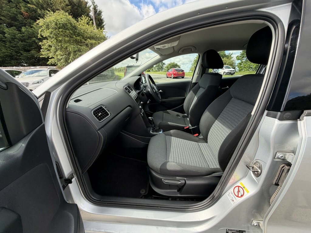 Volkswagen Polo S Silver #20