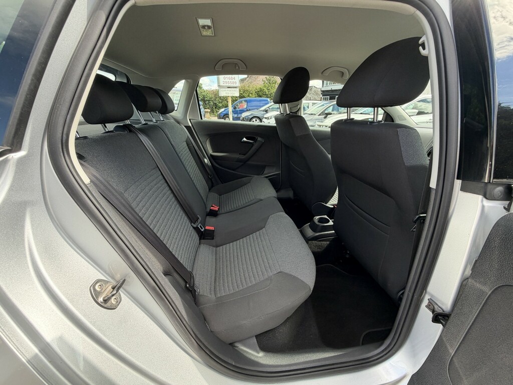 Volkswagen Polo S Silver #14
