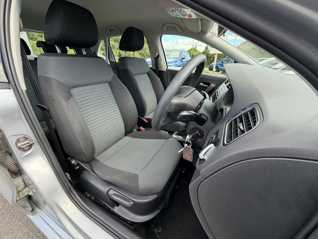 Volkswagen Polo S Silver #10