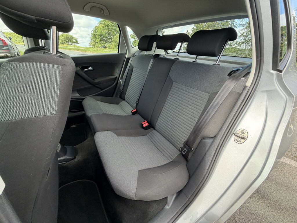 Volkswagen Polo S Silver #18
