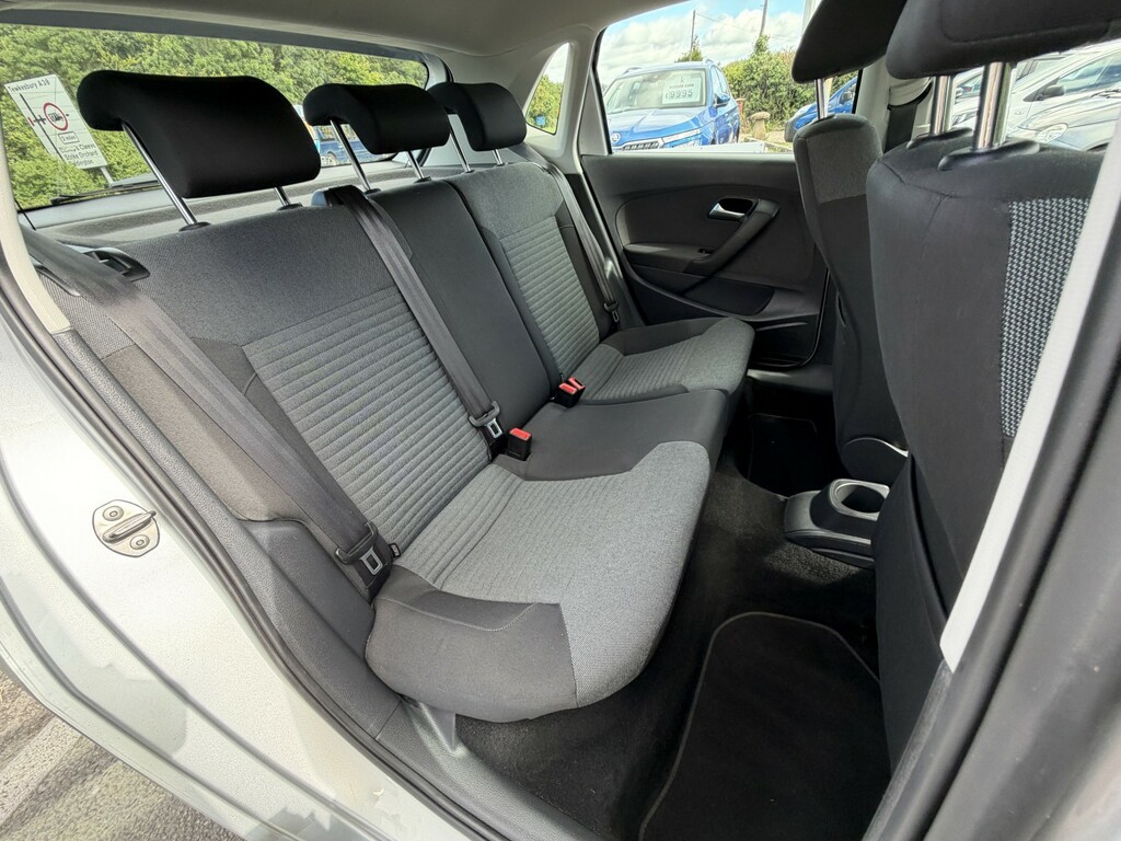 Volkswagen Polo S Silver #15