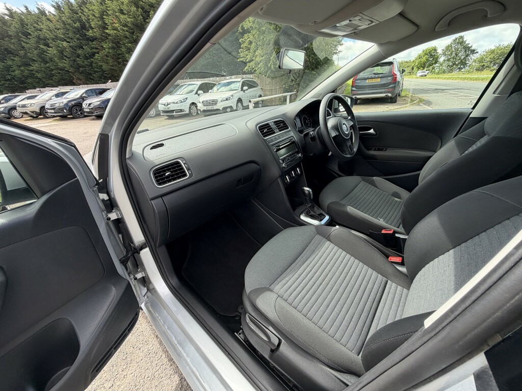 Volkswagen Polo S Silver #16