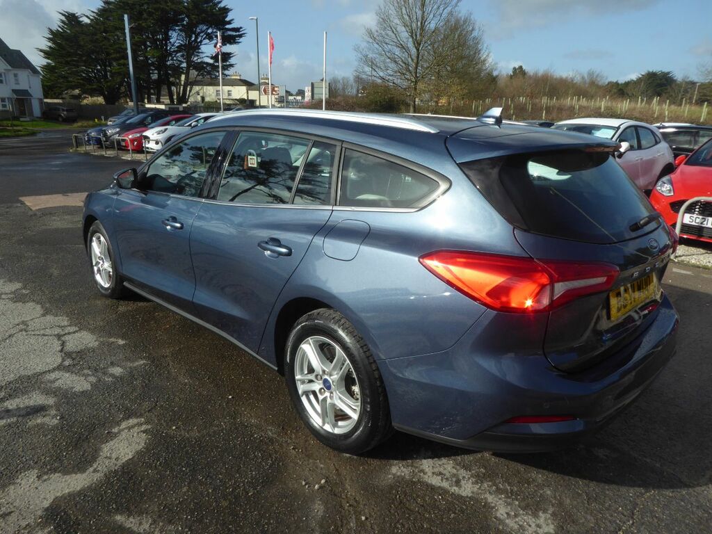 Ford Focus 1.0 Zetec Edition Navigation 125 Ps 1 Ow BG71WUO Blue #4