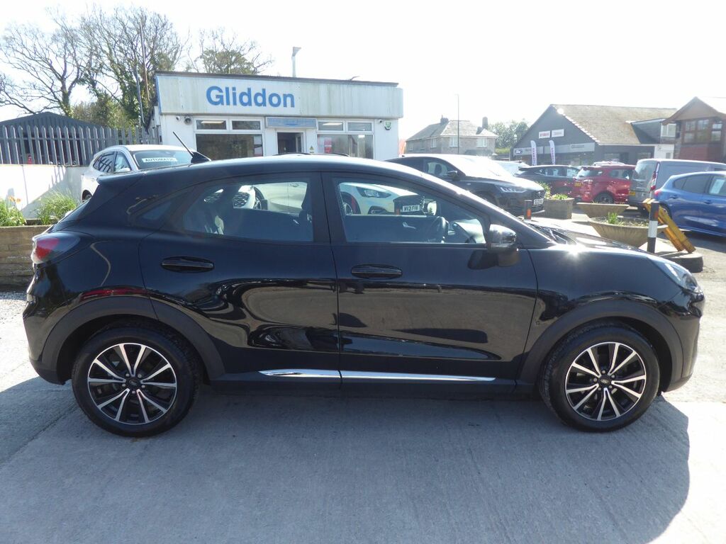 Ford Puma 1.0 Ecoboost Hybrid Mhev Titanium Navigation 125 P Black