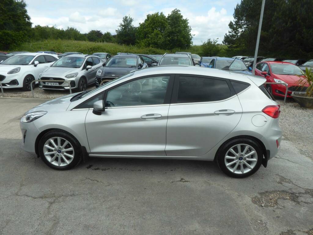 Ford Fiesta 1.0 Ecoboost Titanium Navigation 125 Ps 2 Owners F WF20XKT Silver #5