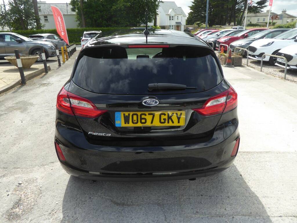 Ford Fiesta 1.0 Ecoboost Titanium Navigation 100 Ps WO67GKY Black #3