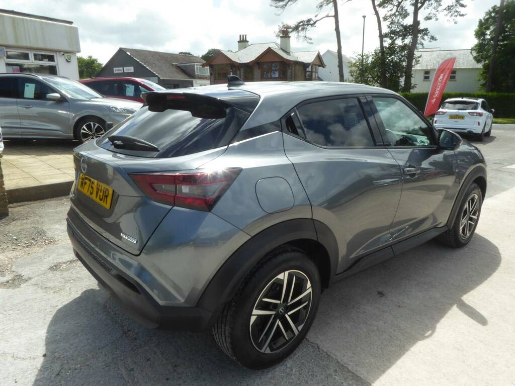 Nissan Juke 1.6 Hybrid N-connecta Navigation 141 Ps WF75VUR Grey #3