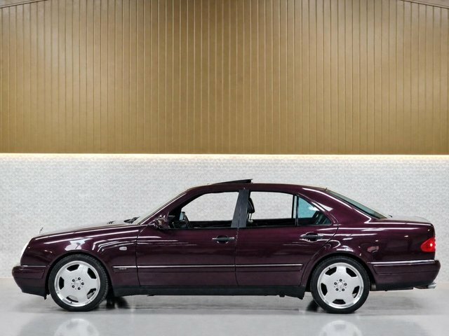 Mercedes-Benz E Class E240 Elegance Silver #21