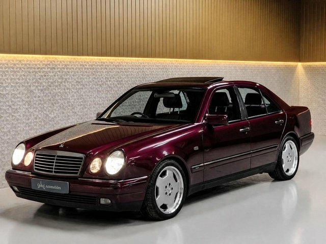 Mercedes-Benz E Class E240 Elegance Silver #36