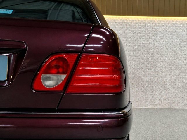 Mercedes-Benz E Class E240 Elegance Silver #62