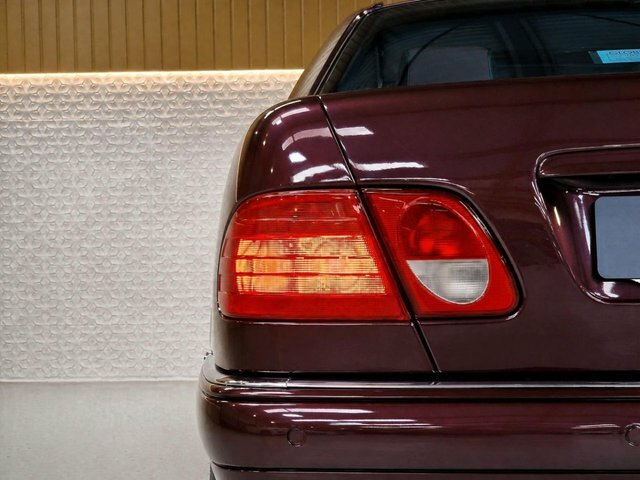 Mercedes-Benz E Class E240 Elegance Silver #60