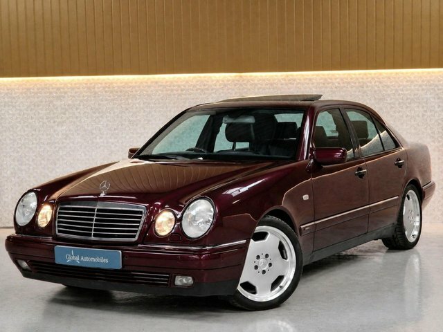 Mercedes-Benz E Class E240 Elegance Silver #33