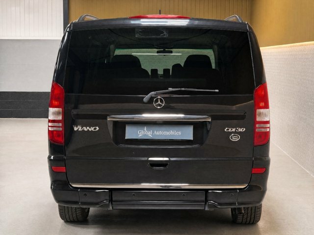 Mercedes-Benz Viano Mpv Silver #16