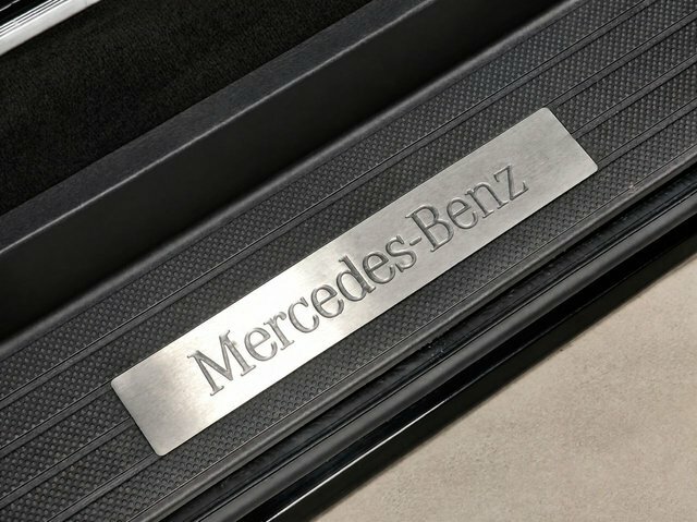 Mercedes-Benz Viano Mpv Silver #35