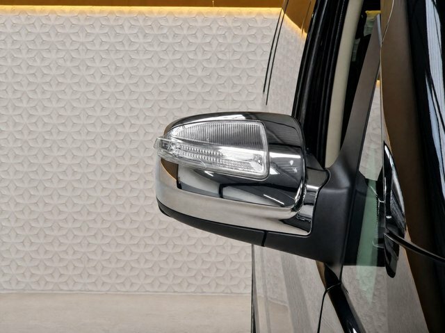 Mercedes-Benz Viano Mpv Silver #9