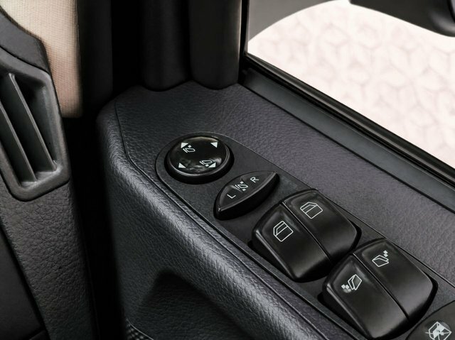 Mercedes-Benz Viano Mpv Silver #73
