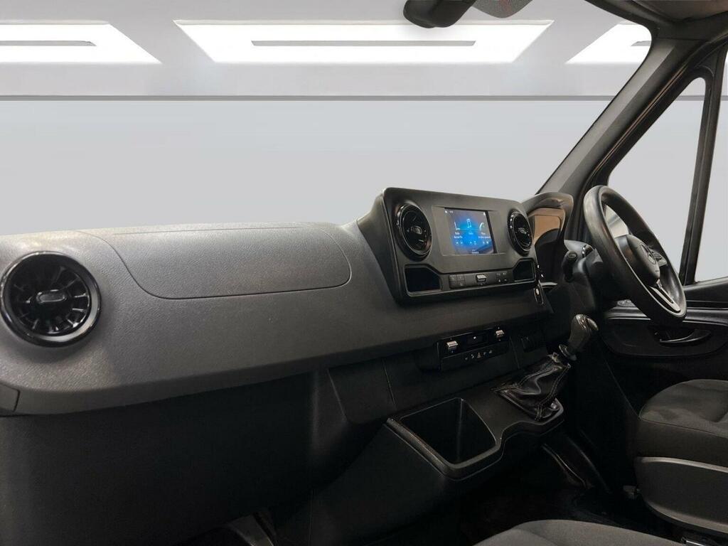 Mercedes-Benz Sprinter 314 Cdi White #33