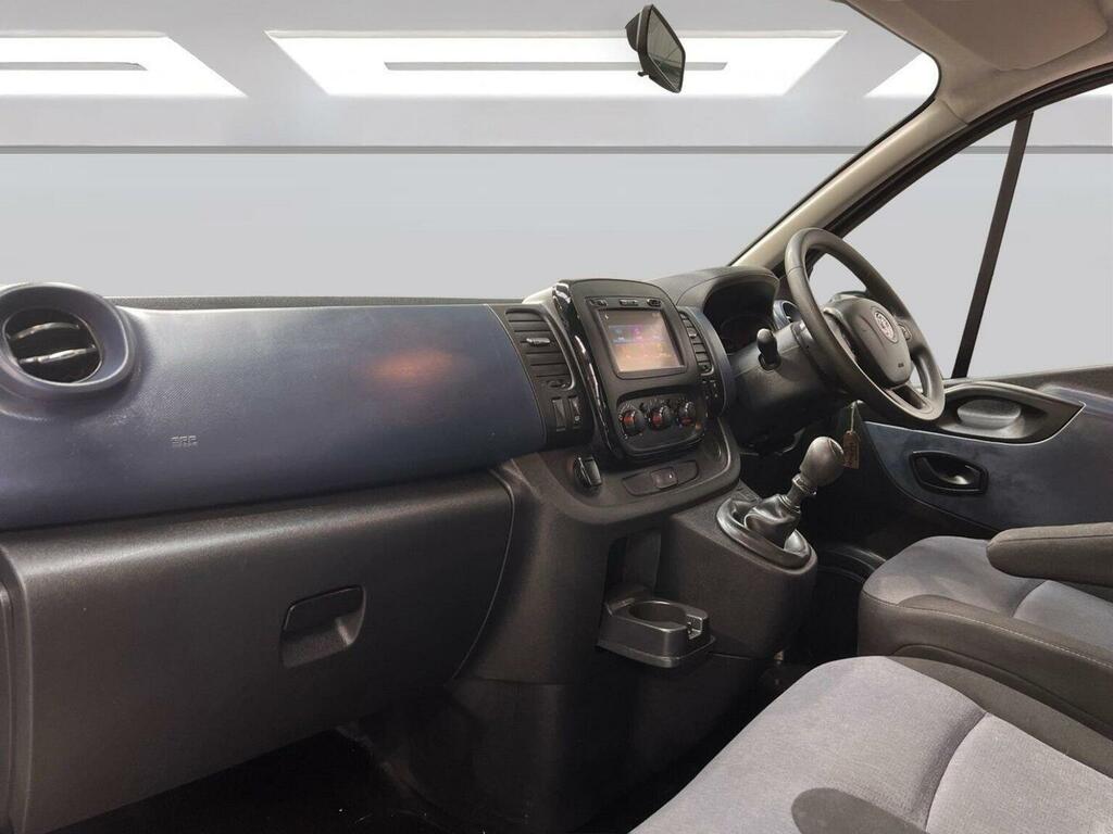 Vauxhall Vivaro Mpv Silver #10