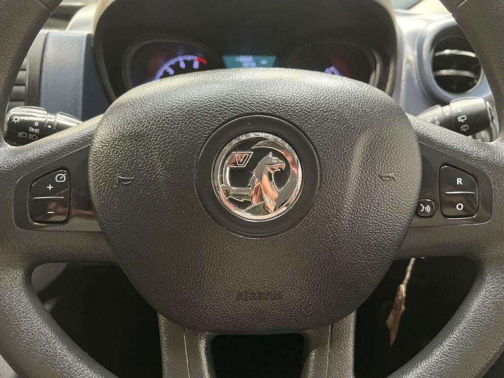 Vauxhall Vivaro Mpv Silver #21