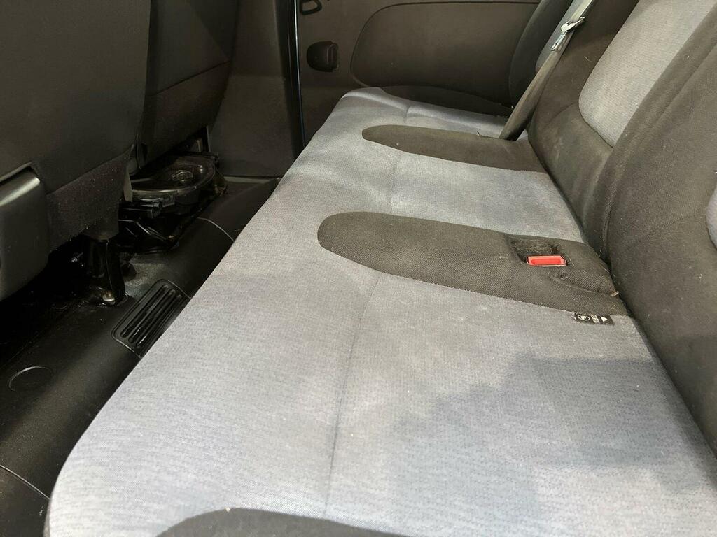 Vauxhall Vivaro Mpv Silver #15