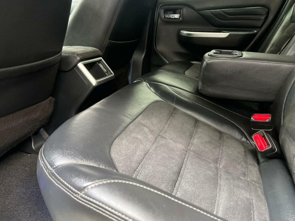 Mitsubishi L200 Di-d Barbarian X Dcb 2268Cc Grey #15