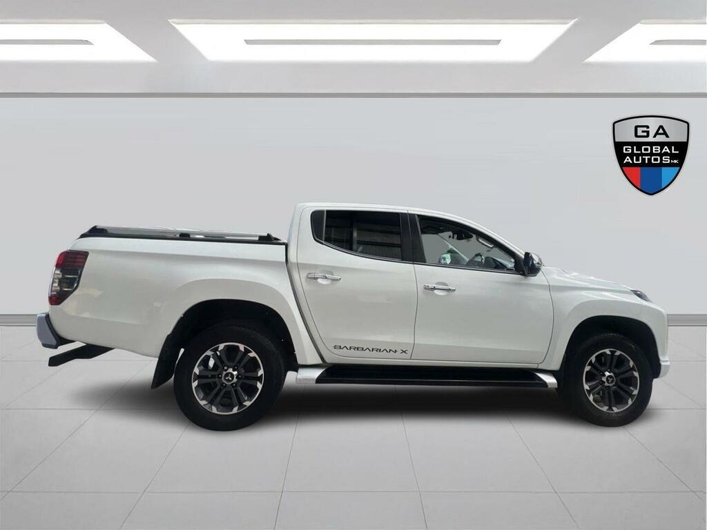 Mitsubishi L200 Di-d Barbarian X Dcb 2268Cc Grey #9