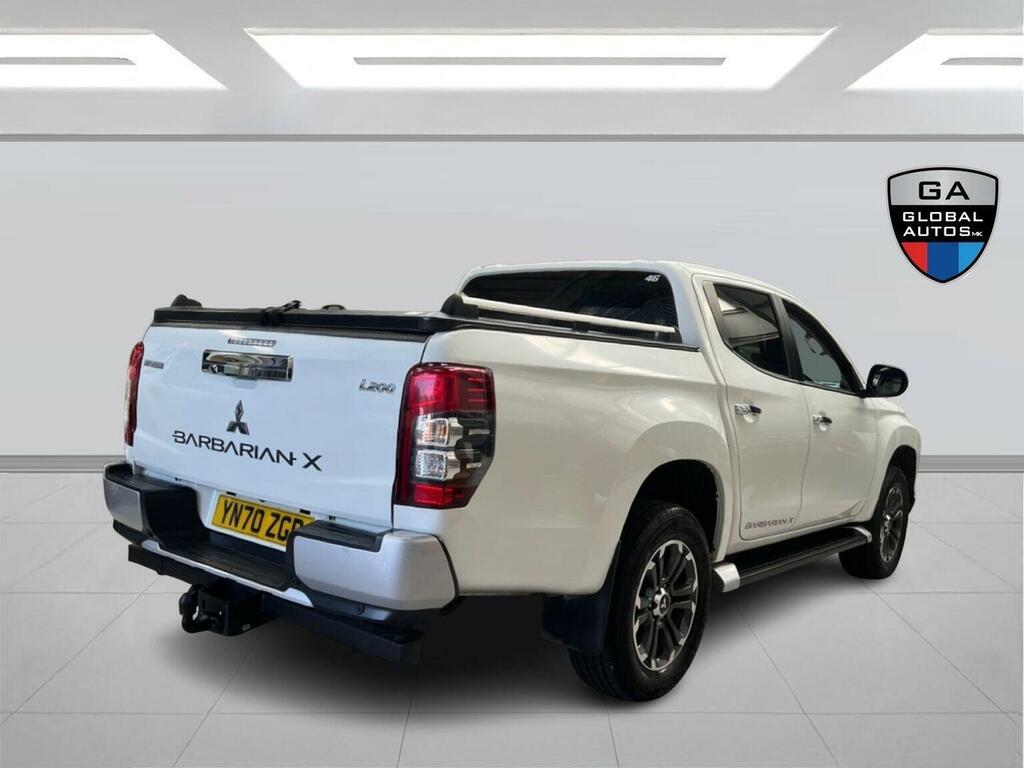 Mitsubishi L200 2.2 Di-d Dc Barbarian X 4Wd Euro 6 Ss White #5