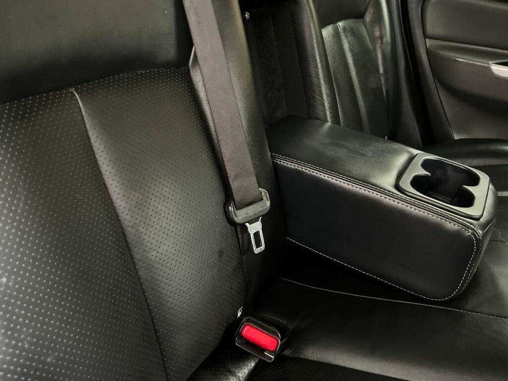 Mitsubishi L200 Di-d 4Wd Barbarian Dcb Red #14